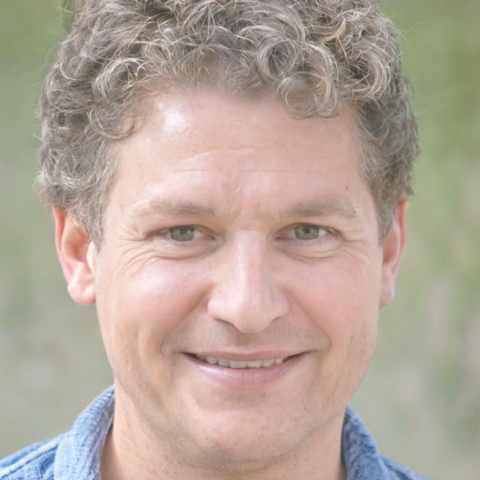 Portrait de Luc Desrosiers